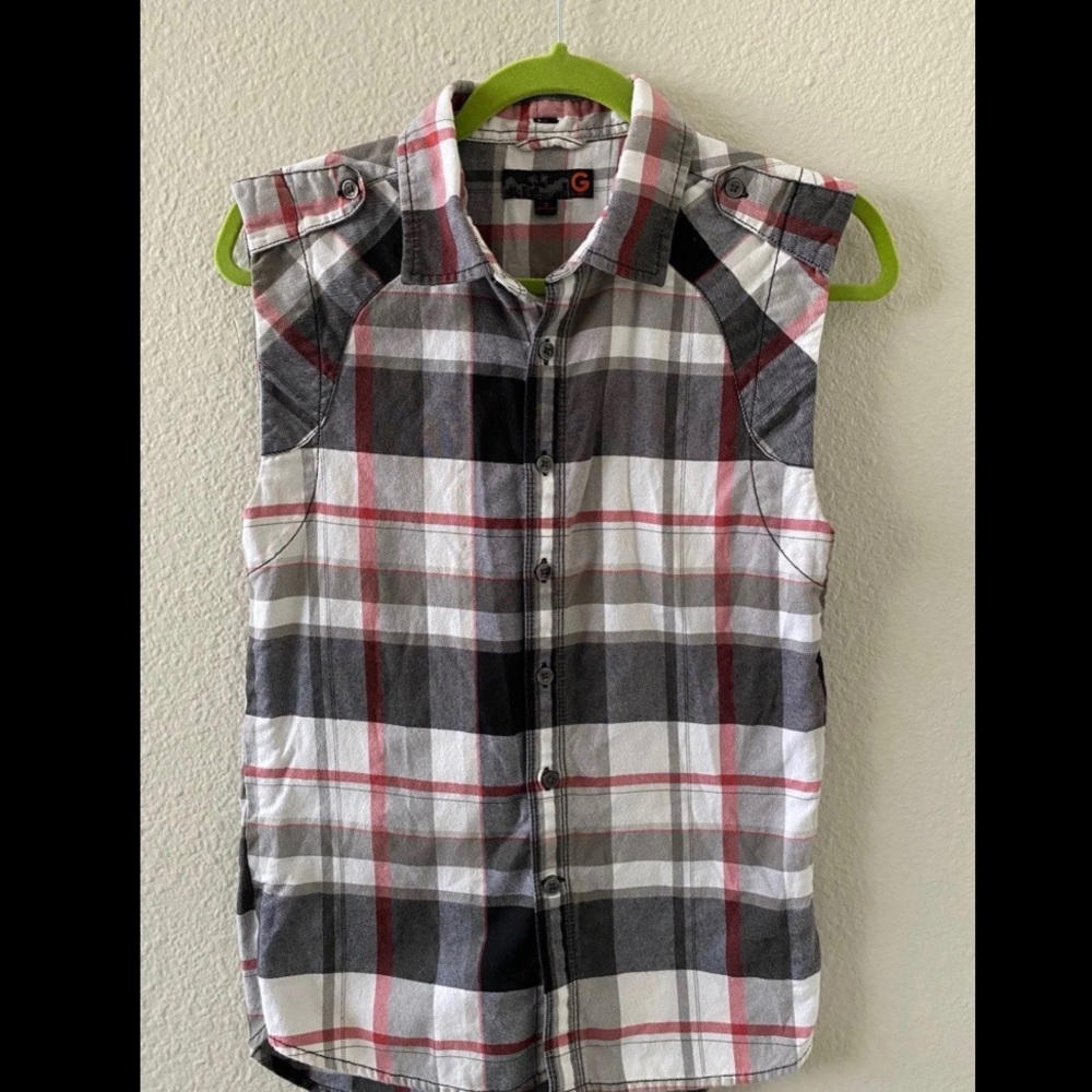 G by Guess Sleeveless shirt